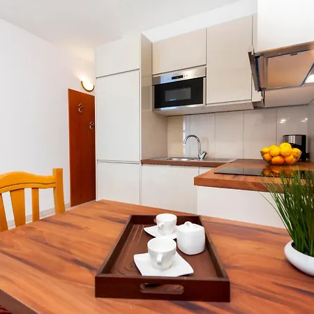 Apartments Mirela Rovinj Exterior photo