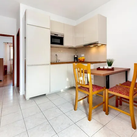 Apartments Mirela Rovinj Exterior photo